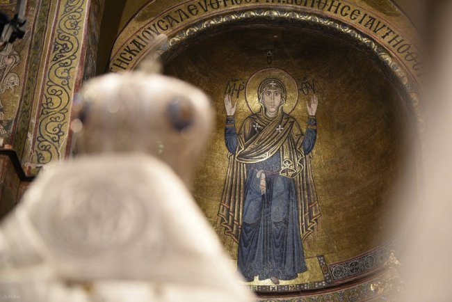 «Все це якесь диво»: священик з Волині опублікував фото з богослужіння у Софії Київській