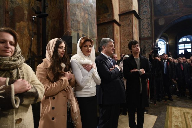 «Все це якесь диво»: священик з Волині опублікував фото з богослужіння у Софії Київській