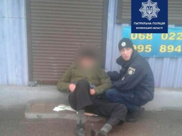 Ковельські поліцейські врятували чоловіка від інсульту