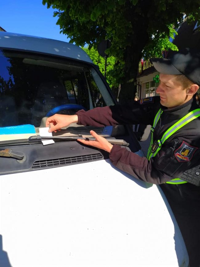 Які порушення найчастіше фіксують у Луцьку інспектори з паркування