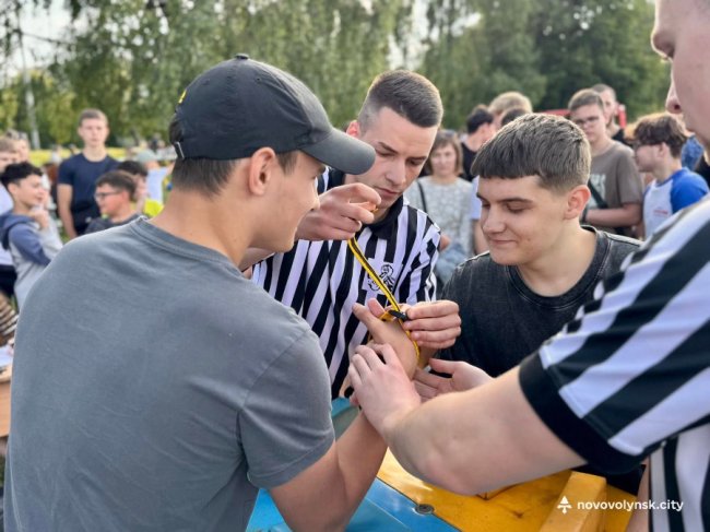 На Волині під час етнофестивалю зібрали понад 60 тисяч на підтримку українського війська. ФОТО