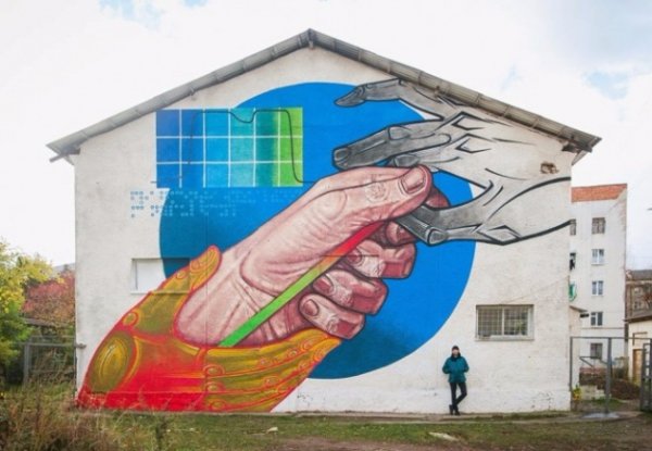 В Івано-Франківську з’явився мурал, який малював луцький художник