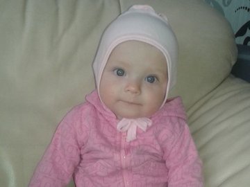 Допоможіть дитині почути світ: маленькій волинянці потрібні дорогі імпланти