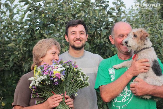 Тарас Висоцький з батьками