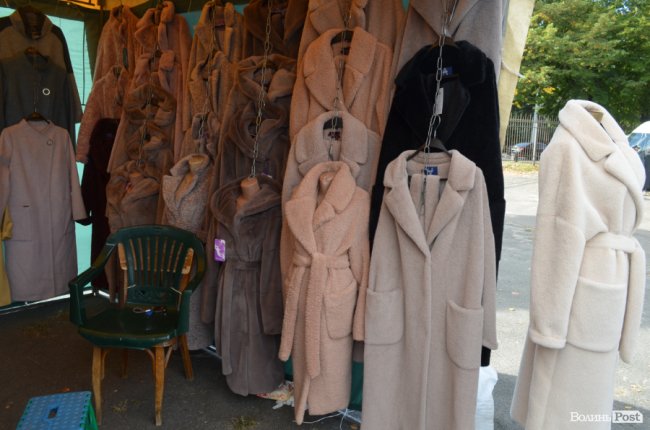 Місце для вигідного шопінгу: у Луцьку відкрився Харківський ярмарок*