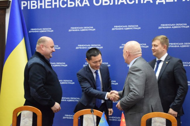 Рівненським аеропортом зацікавилася китайська компанія