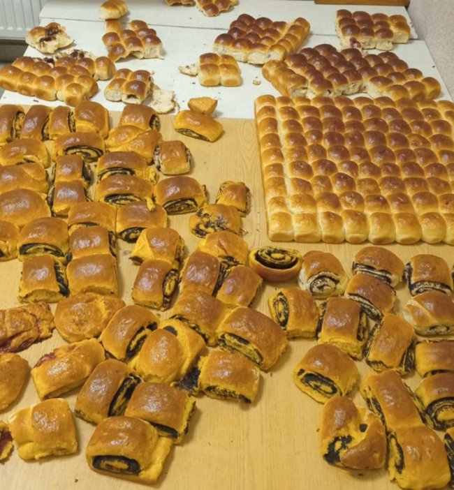 У селі на Волині волонтери випікають хліб для воїнів