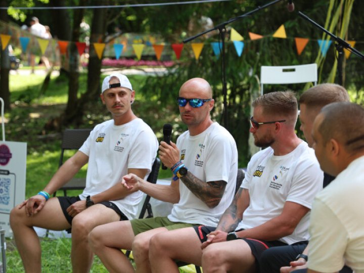 Лучани зустрілися із учасниками міжнародної благодійної ініціативи