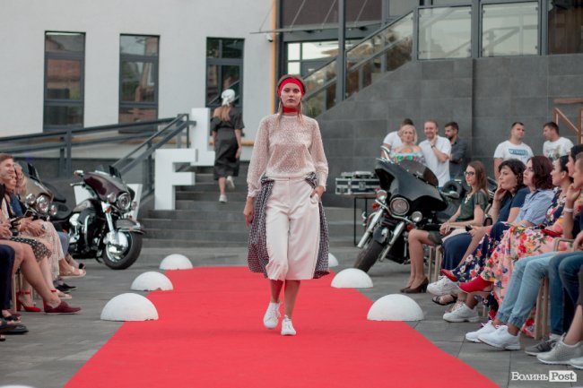 Гурт «СКАЙ», байкери та неймовірні колекції одягу: чим вражав другий день  «Lutsk Fashion Weekend»