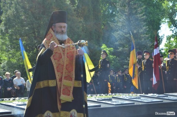 У Луцьку відзначили День пам'яті і примирення. ФОТО