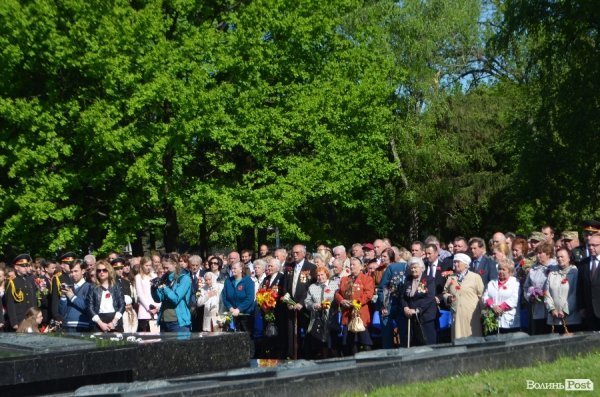 У Луцьку відзначили День пам'яті і примирення. ФОТО