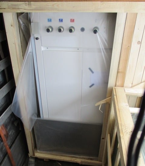 Через «Ягодин» хотіли провезти обладнання для пралень, здешевивши його в документах