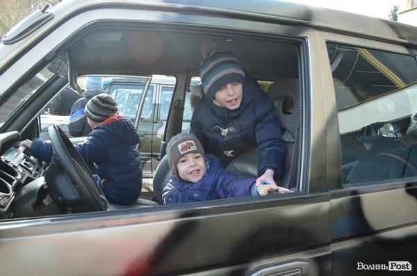 У Луцьку - благодійний  «масляний» ярмарок. ФОТО