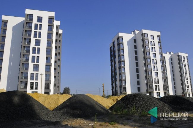 «Інвестор» зводить 4-й та 5-й будинки ЖК «Супернова». ФОТОЗВІТ*