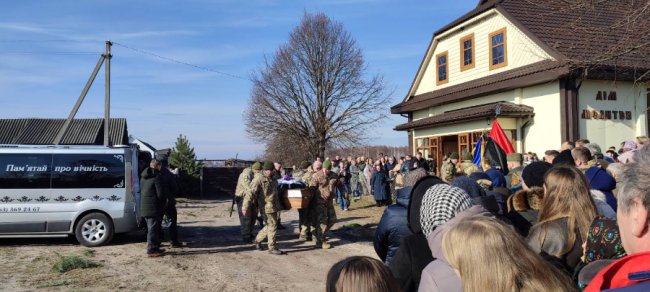 «На щиті» у свій 23-ій день народження повернувся Герой з Волині Вадим Прокопчук