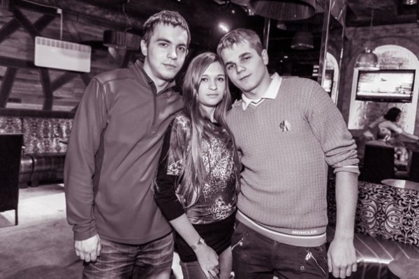 «Хлопці проти дівчат» - розваги в луцькому клубі. ФОТО