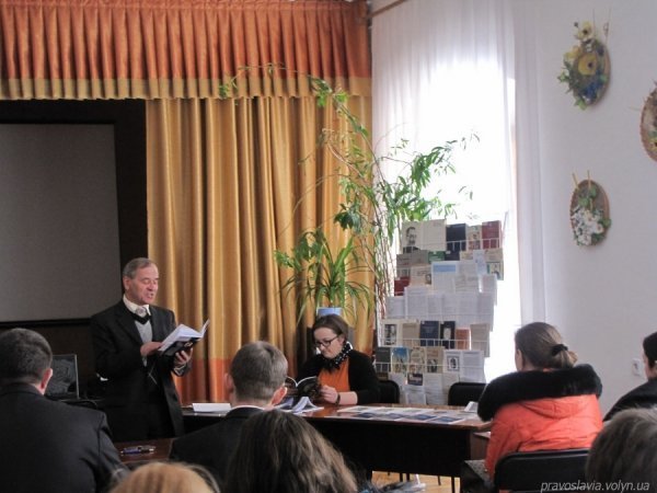 У Луцьку презентували християнські книги. ФОТО