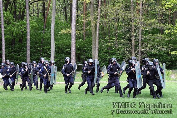 Волинська міліція підготувалася до можливих провокацій на 9 травня. ФОТО