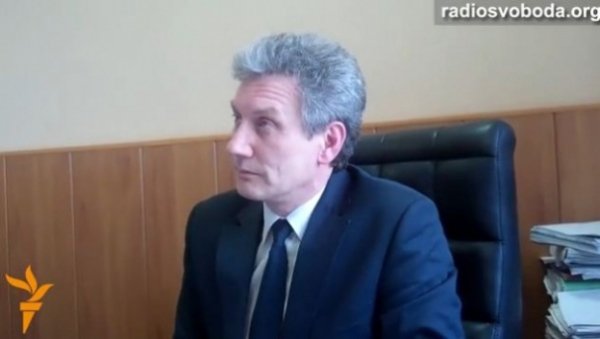 У Дніпропетровську суддю закидали яйцями. ФОТО