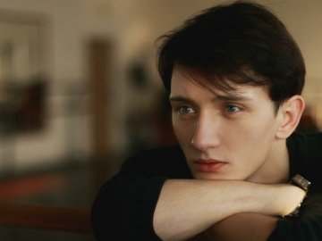 Зеленський присвоїв лучанину звання «заслуженого»