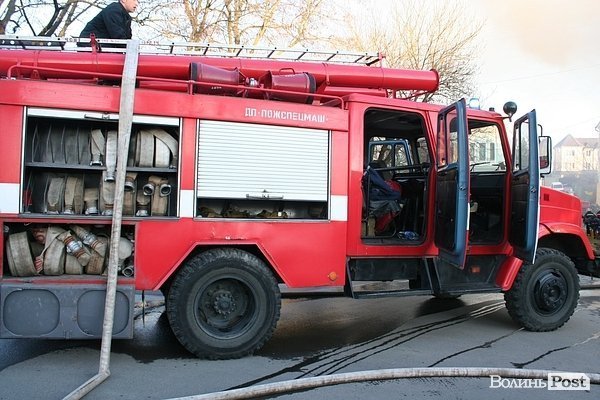 Пожежа в центрі Луцька. ФОТОРЕПОРТАЖ
