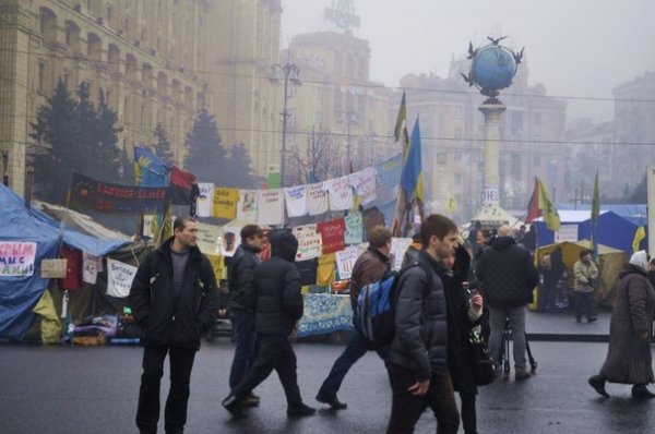 Ранковий Майдан в Києві. ФОТО