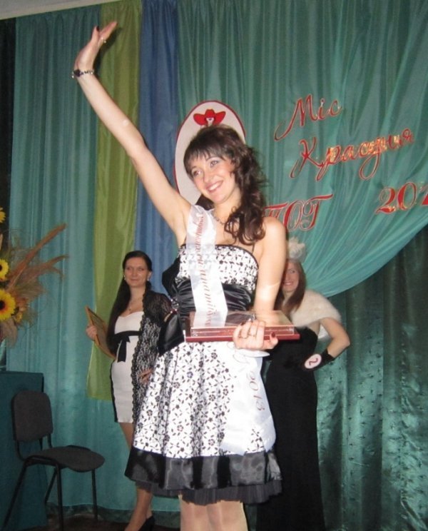 Визначили найкрасивішу нечуючу дівчину Волині. ФОТО