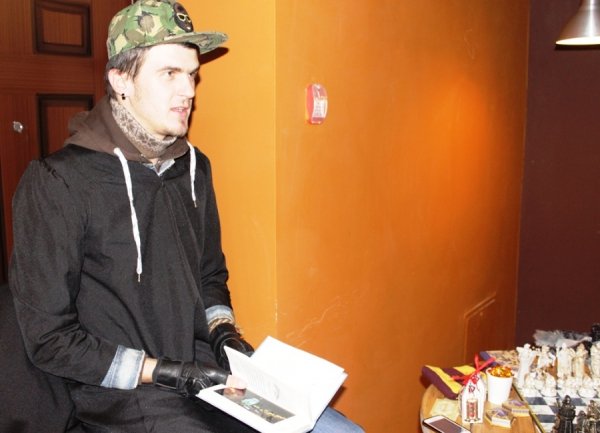 Вечір-читання «Гаррі Поттера» у Луцьку. ФОТО