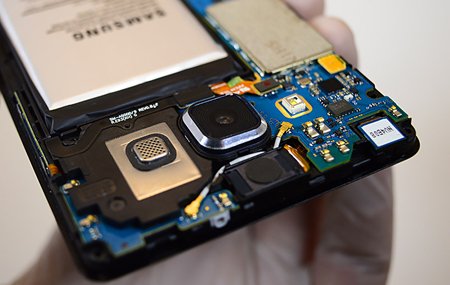 За якісним ремонтом - у «CentriX»*