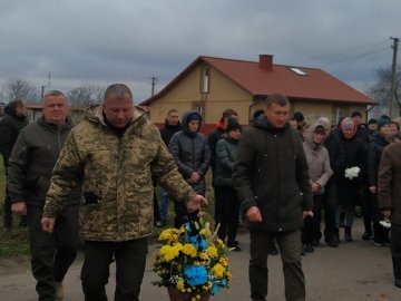 На Волині попрощалися із загиблим гранатометником Олександром Смідюком. ФОТО