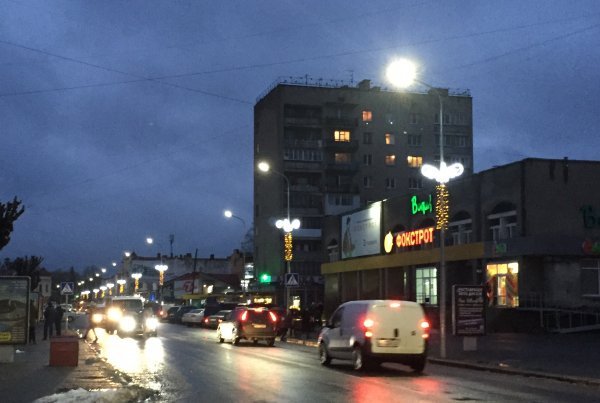 У Ковелі засвітили нову ілюмінацію. ФОТО