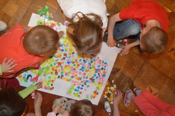 Кошти, зібрані на Світському Рауті, стали подарунком для дитячого притулку. ФОТО 