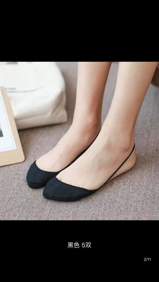 Шкарпетки, які загубляться ще до прання в пральній машині