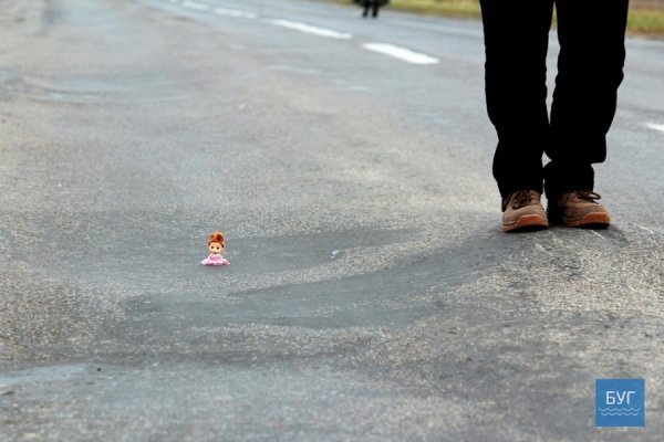 Жахливі дороги Волині не пройшли випробування іграшкою. ФОТО