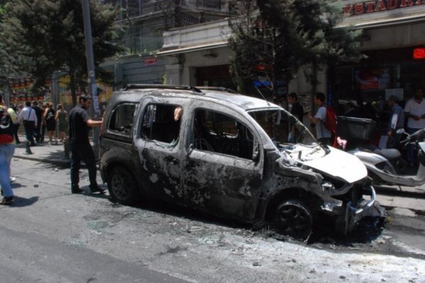 У Туреччині ‒ нові сутички між поліцією та демонстрантами. ФОТО