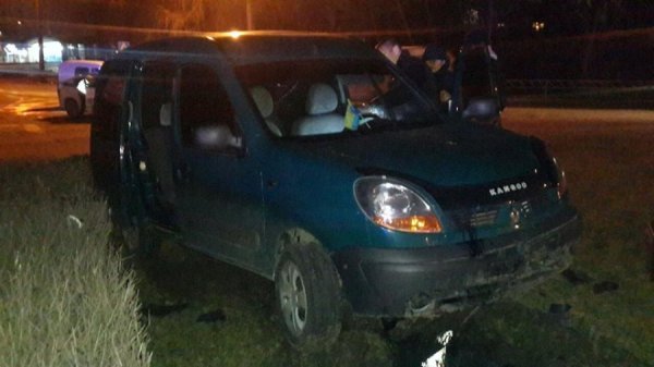 ДТП в Луцьку: авто вилетіло на газон.ФОТО