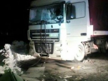 На Львівщині на заправці вибухнула вантажівка