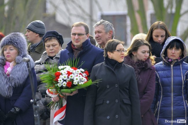 Сотні лучан вшанували пам’ять Героїв Небесної Сотні