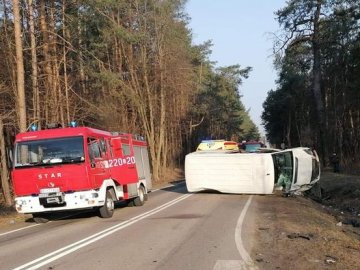У Польщі сталась смертельна аварія за участі буса і легковика: один українець загинув, інший – в лікарні
