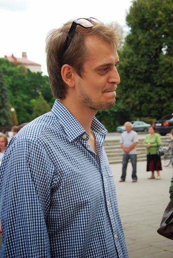 У Луцьку відомий телеведучий і кавеенщик пропагував тверезе життя. ФОТО