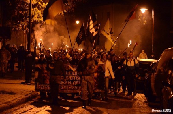 Смолоскипна хода у Луцьку. ФОТО