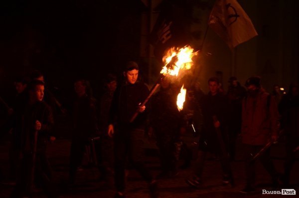 Смолоскипна хода у Луцьку. ФОТО