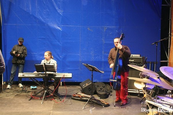 У Луцьку дощ відлякав відвідувачів джаз-фесту. ФОТО