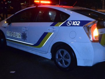 Луцькі патрульні «впаяли» водієві 340 гривень штрафу, бо той неправильно припаркувався