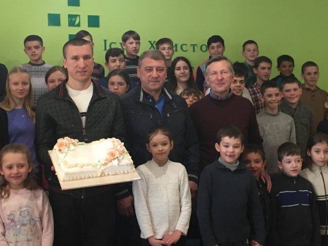 «Він допомагав тихо»: син волинського бізнесмена Леоніда Джулінського поділився спогадами про тата до річниці смерті 