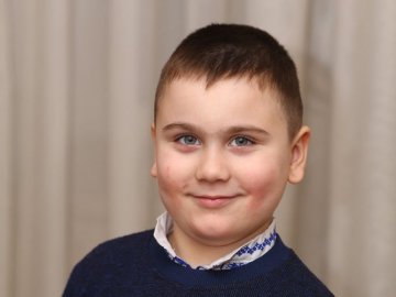 Татка не пам’ятає зовсім: волонтери закликають привітати з днем народження сина загиблого на Донбасі волинянина