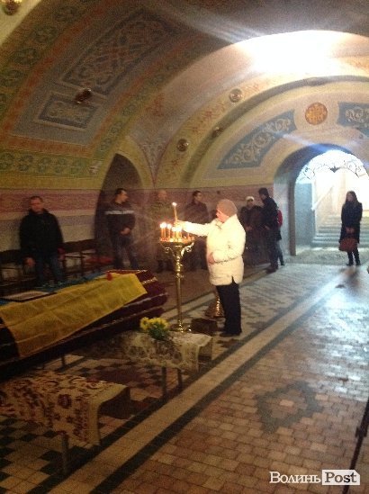 У Луцьку попрощалися з загиблим сапером Анатолієм Артеменком. ФОТО