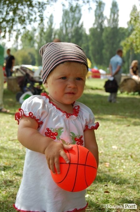 Дітлахів теж привчають фестивалити