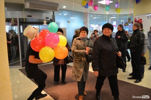 Відкрили луцький ЦУМ. ФОТО 
