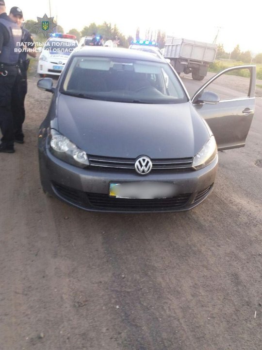 Троє лучан викрали автомобіль і тікали від поліцейських. ФОТО